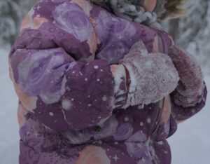 ziemā salsts rokas un ir auksti